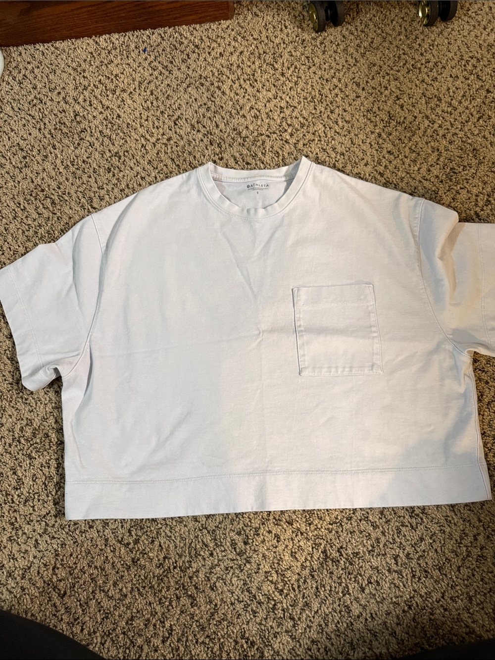Athleta Ice Blue Boxy Pocket Tee Cropped Short Sleeve Top Size Small